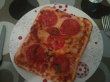 Pizza chorizo et poivrons