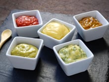 3 recettes de sauces maison INDISPENSABLES pour burger
