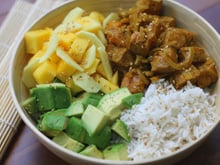 Poke bowl Thaï