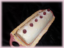 Bûche au chocolat blanc et framboises