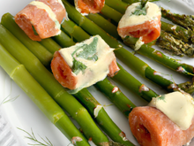 Roulades de saumon aux asperges et au chèvre