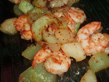 Gambas sautées au concombre