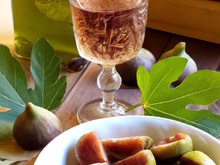 Vin de figues et feuilles de figuier