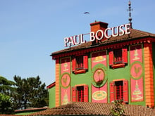 Ouvert 365 jours par an d'ordinaire, le célèbre restaurant Paul Bocuse vient de fermer ses portes : voici la raison