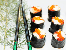 Makis œufs de saumon fenouil