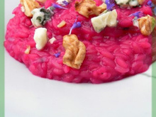 Pasta risotto, betterave, roquefort et éclats de noix