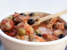 Sauté de veau aux olives, champignons et Ketchup Hot