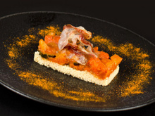 Gâteau de semoule au Tajine de Carottes et Olives