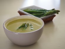 Velouté d'asperges vertes maison