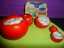 Tomates aux rillettes de sardines