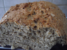 Pain rustique aux graines