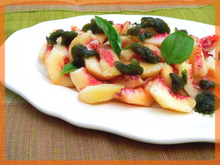 Salade de pêches de vigne au Muscat, granité basilic