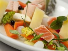 Pot au feu de saumon de Norvège