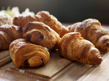 "Vous pouvez aussi faire le test du café” : voici les conseils de ces boulangers pour reconnaître des viennoiseries artisanales