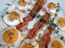 Œufs lardons-thym