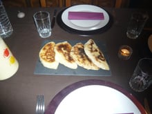 Naans au fromage faciles