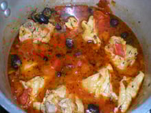 Ragoût de poulet à l'orange et aux olives noires