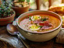 Oubliez le gaspacho : le salmorejo est la soupe froide espagnole à découvrir cet été !