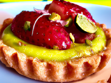 Tartelette craquante et citronnée à la pistache et à la fraise