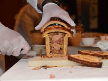 Vous allez devoir voyager si vous voulez goûter au meilleur pâté en croûte du monde...