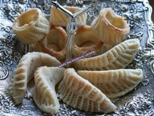 Cornes de gazelle et Anneaux d'amandes