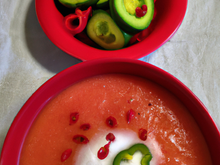 Soupe glacée de concombres, sorbet poivrons rouges