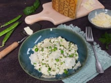 Risotto "primavera" aux petits pois, Grana Padano AOP et herbes aromatiques