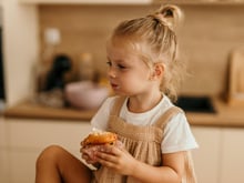 Biscuits industriels pour le goûter : comment bien les choisir selon cette diététicienne