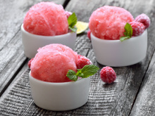 Le guide pour réussir un sorbet framboise maison