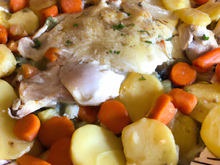 Poulet, pommes de terre et carottes en gratin au Camembert