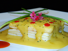 Cake poireaux surimi et son cœur de sauce hollandaise