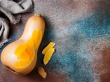 1 minute pour éplucher facilement une courge butternut