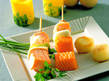 Duo de Cabillaud et Saumon de Norvège en brochette