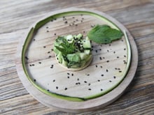 Tartare de courgette et avocat