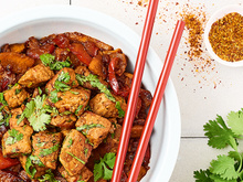 Sauté de porc caramélisé aux poivrons et patates douces