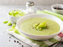 Que cuisiner avec le céleri branche ?