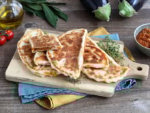 Gozlem ou crêpes turques farcies au riste d'aubergine