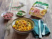 Tagliatelles au butternut rôti et allumettes de jambon : la recette parfaite pour l’automne
