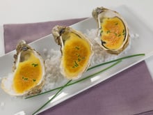 Huîtres crues au sabayon de champagne