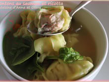 Raviolis won tons au saumon et à la ricotta, tortellini
