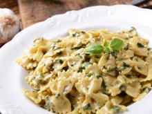 Farfalle aux épinards et au bleu d'Auvergne AOP
