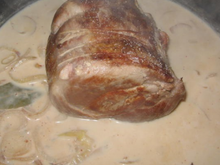 Rôti de porc au lait et à l'ail