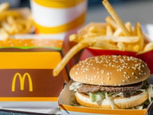 On a classé les burgers de McDo du plus au moins calorique (et l'addition fait mal avec les frites)