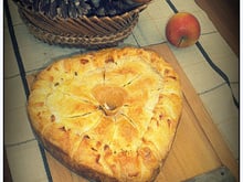Tourte des bois aux 2 pommes, champignons et foie gras