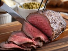 Réussir la cuisson d’un rosbif sera toujours un jeu d’enfant après avoir appris cette astuce de chef !