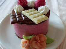 Entremets individuels chocolat-framboises