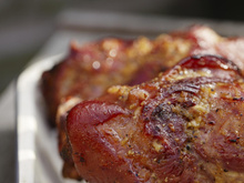 Jarret de porc fermier braisé au genièvre et polenta au fromage de brebis Etorki