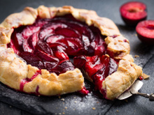 Tarte aux fruits : comment absorber le jus des prunes dans une tarte ?