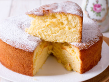 “Comme un petit nuage” : Cyril Lignac partage sa recette d’un gâteau ultra moelleux, le chiffon cake