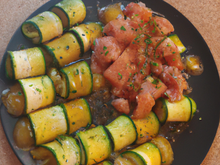 Courgettes caramélisées et saumon